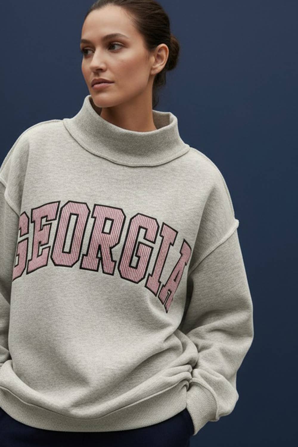 GEORGIA | Embroidered Mock-neck Sweatshirts: RED/WHITE / S/M-L/XL (LH)