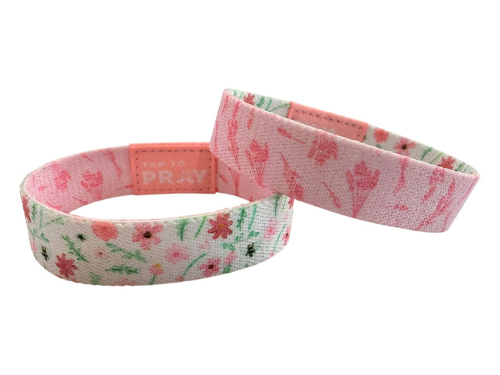 Tap To Pray® Wristband – Meadows - White