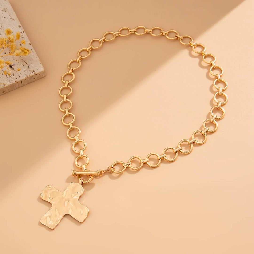 JOSSLYN-NOTABLE HAMMERED CROSS FRONT TOGGLE NECKLACE | 40NK9474
