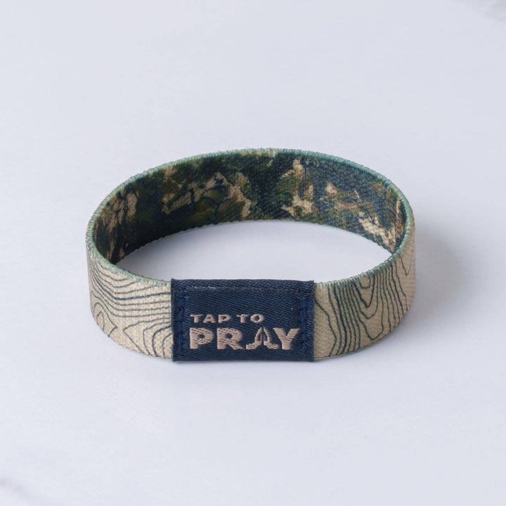 Tap To Pray® Wristband – Valor Camo