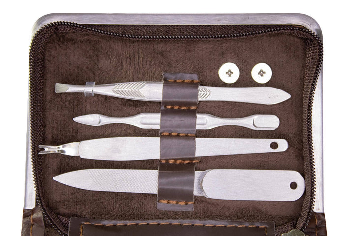 Georgia Bulldogs Manicure Grooming Set.