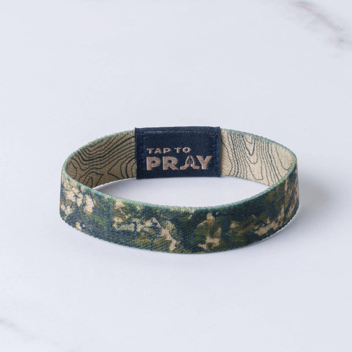 Tap To Pray® Wristband – Valor Camo