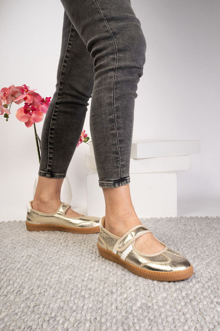 Corkys-Calm Down Sneaker-Gold