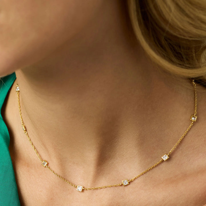 Julie Vos Jolie Delicate Station Necklace (LH)