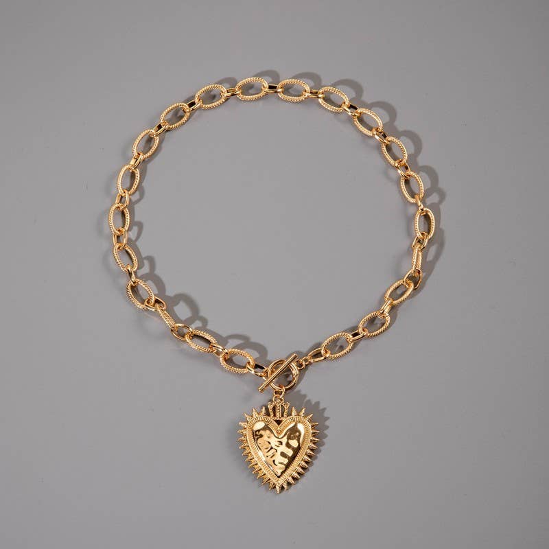 JOSSLYN-SPIKED HEART CHUNKY CHAIN TOGGLE NECKLACE | 40NK9575
