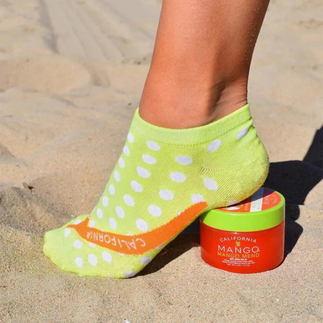 California Mango Dreaming Foot Spa Kit- Mend Balm 4oz With 1 Pair Cali Cute Flip Flop Socks
