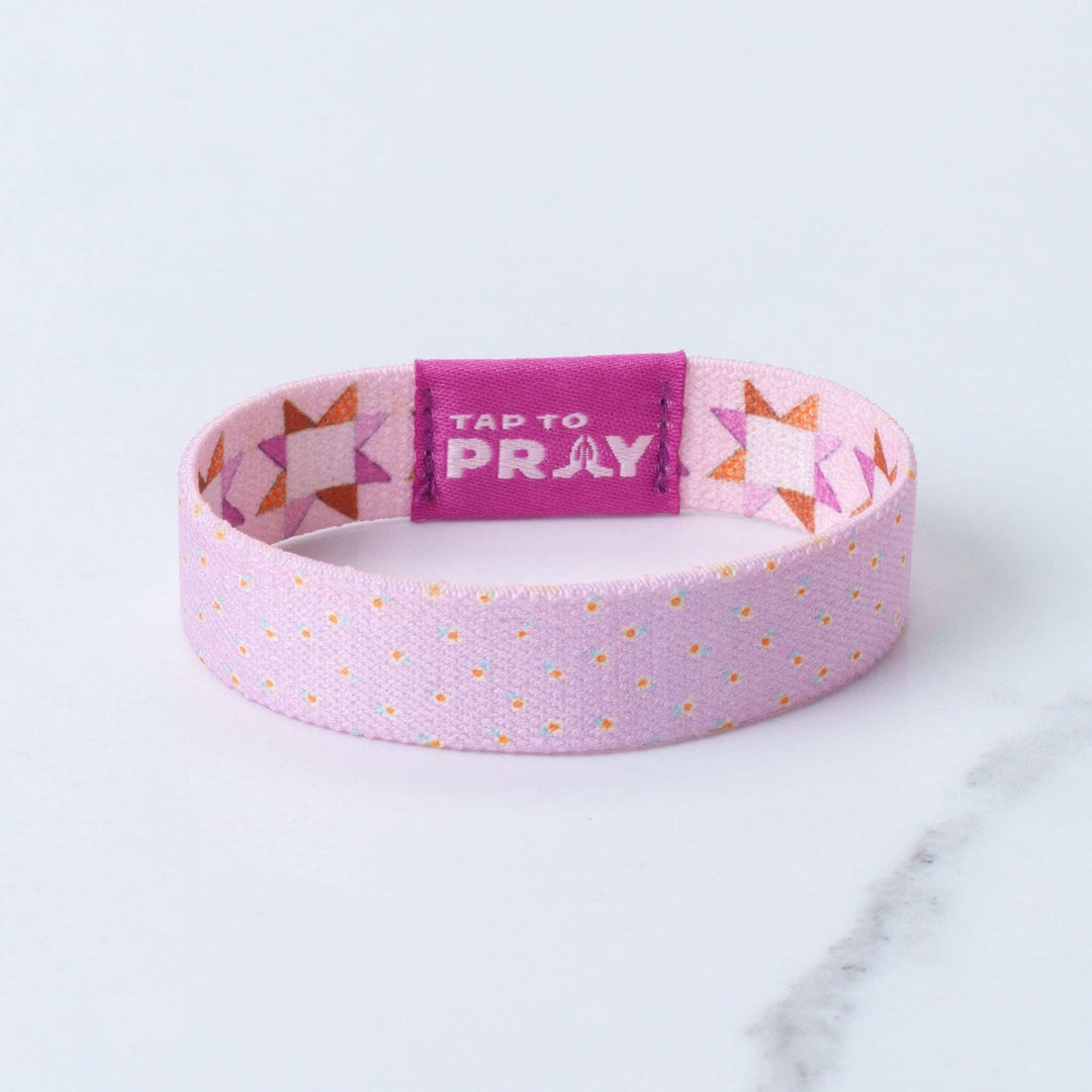 Tap To Pray® Kingfolk Series Wristband – Covered by His Promises