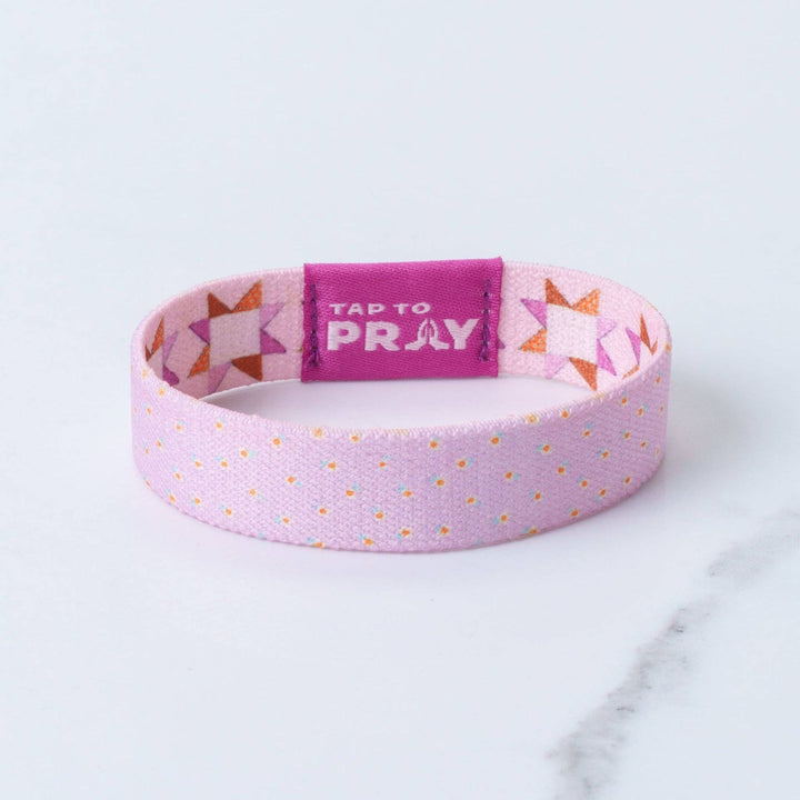 Tap To Pray® Kingfolk Series Wristband – Covered by His Promises