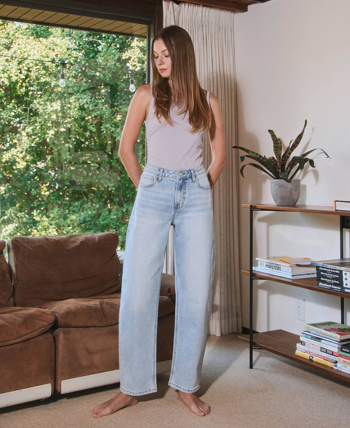 SUPER HIGH RISE LIGHT WASH BARREL LEG JEANS