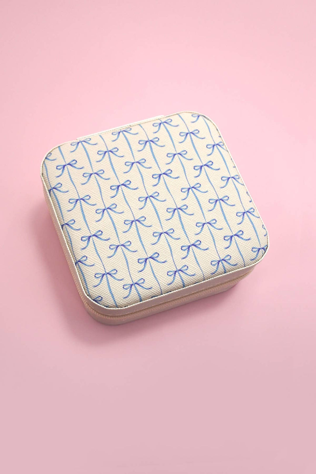 JOSSLYN-DESIGNED JEWELRY ORGANIZER TRAVEL BOX CASE | 40P566