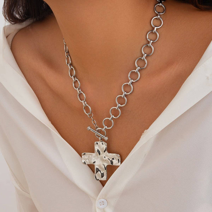 JOSSLYN-NOTABLE HAMMERED CROSS FRONT TOGGLE NECKLACE | 40NK9474