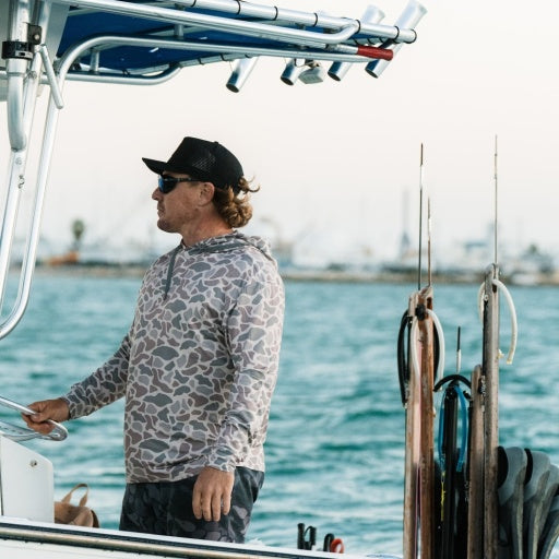 BURLEBO PERFORMANCE HOODIE - CLASSIC DEER CAMO
